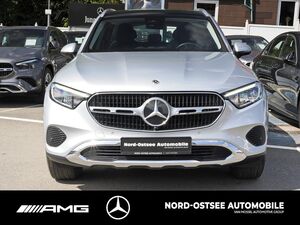 MERCEDES-BENZ GLC 220 d 4M AVANTGARDE ADV PANO LED KAMERA SHZ