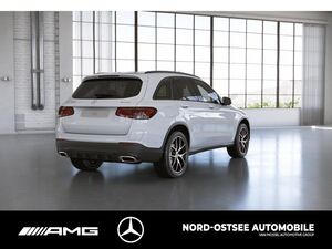 MERCEDES-BENZ GLC 300 e AMG 4M KAMERA PANO NIGHT ADVANCED SHZ