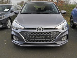 HYUNDAI i20 1.2 TREND PDC KLIMA SITZHEIZUNG ISOFIX