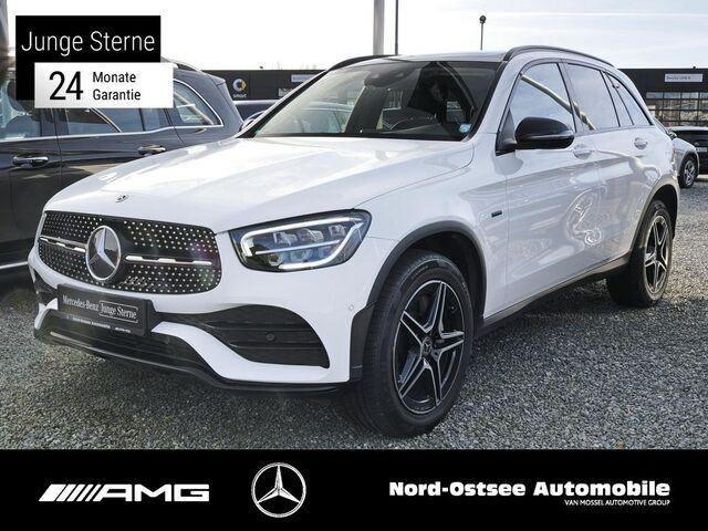 MERCEDES-BENZ GLC 300 e 4M AMG AHK NIGHT PANO DISTRO KAMERA 9G 