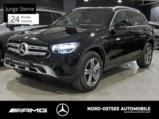 MERCEDES-BENZ GLC 300 e 4M  PANO AHK KAMERA DISTRO LED DAB 9G 