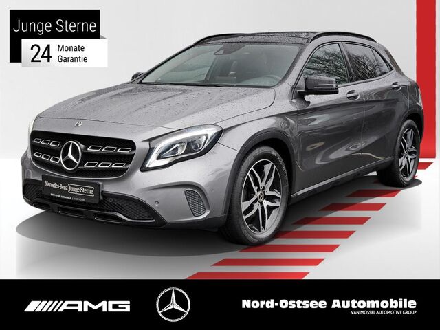 MERCEDES-BENZ GLA 200 URBAN NAVI NIGHT LED PANO KAMERA SHZ DCT 