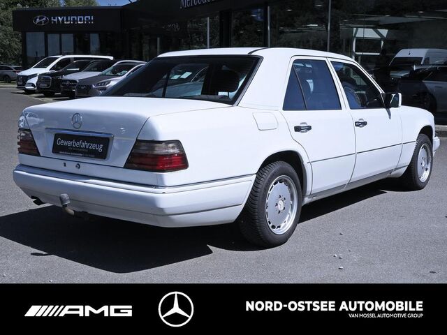 MERCEDES-BENZ E 200 D SCHIEBEDACH AIRBAG