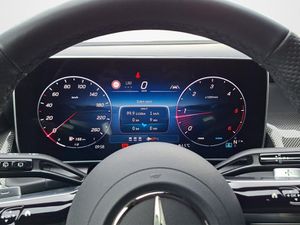 MERCEDES-BENZ GLC 300 d 4M AMG MBUX SHZ LED KEYLESS-GO