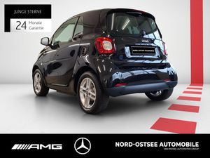 SMART smart EQ fortwo TEMPOMAT SHZ