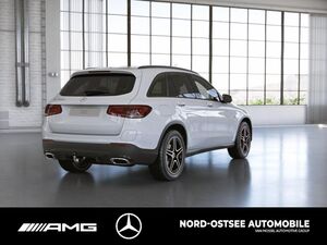 MERCEDES-BENZ GLC 300 de AMG 4M AHK AUT DYNLICHT PANO KEYLESS
