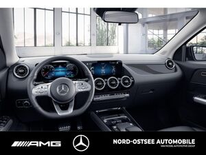 MERCEDES-BENZ GLA 250 e AMG SHZ MBUX TEMPOMAT