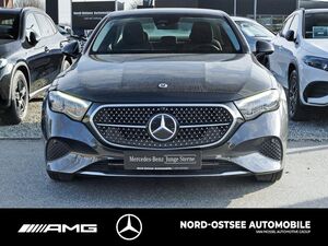 MERCEDES-BENZ E 220 d AVANTGARDE  ADV DISTRO LED KEYLESS NAVI