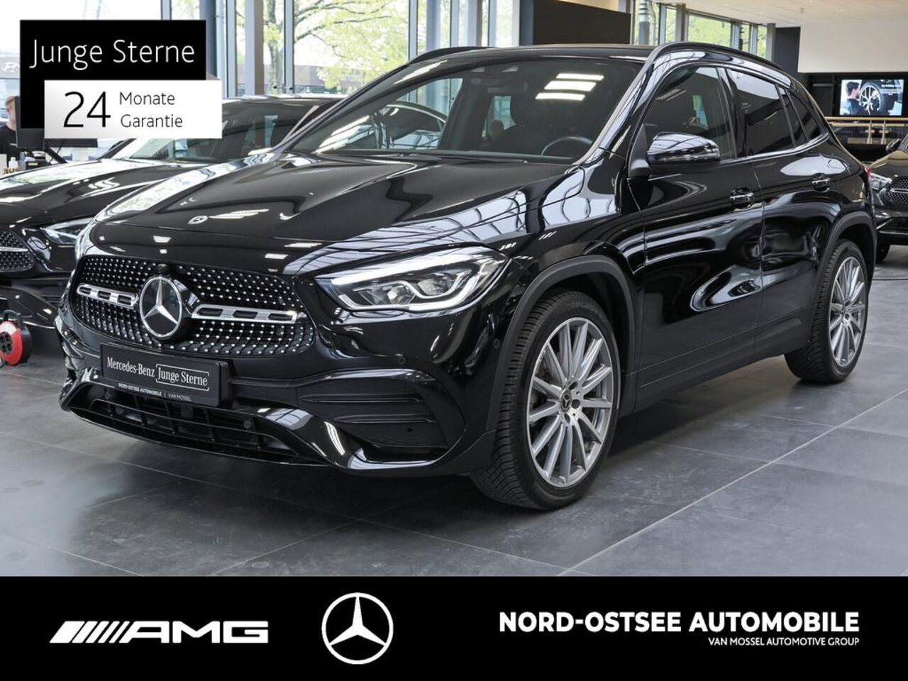 MERCEDES-BENZ GLA 200 AMG NIGHT LED 20 SITZHZ AMBIENTE