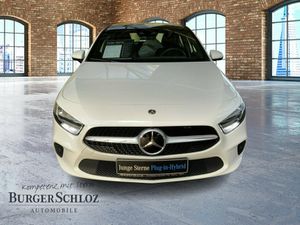 MERCEDES-BENZ A 250 e Style ParkAss. Pano 360 ACC SHZ PDC AUT