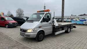 MERCEDES-BENZ Sprinter 616 CDI Abschleppwagen Klima Standheizung 3-Sitze