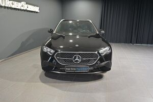 MERCEDES-BENZ E 300 T de 4M Avantgarde AVANTGARDE/PANO/AHK/GUARD/DISTRO
