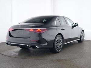 MERCEDES-BENZ E 220 d Limousine AMG/AHK/LED/NAVI
