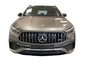 MERCEDES-BENZ GLA 35 AMG 4M PANO/AHK/MULTIB./KEYL./RFK