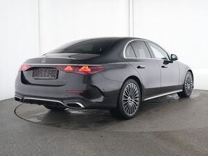 MERCEDES-BENZ E 220 d Limousine AMG/AHK/DIST./KEYL./LED/RFK