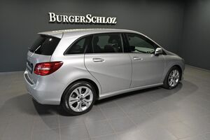 MERCEDES-BENZ B 180 Urban LED/NAVI/SHZ/PDC