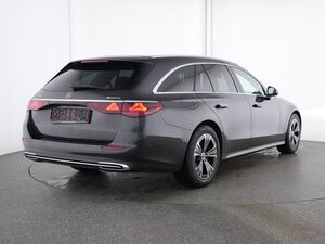 MERCEDES-BENZ E 220 d 4M T AHK/DISTRO/LED/NAVI
