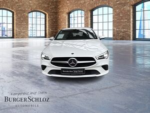 MERCEDES-BENZ CLA 200 d Shooting Brake AUT Kam. KlimaA LED LM