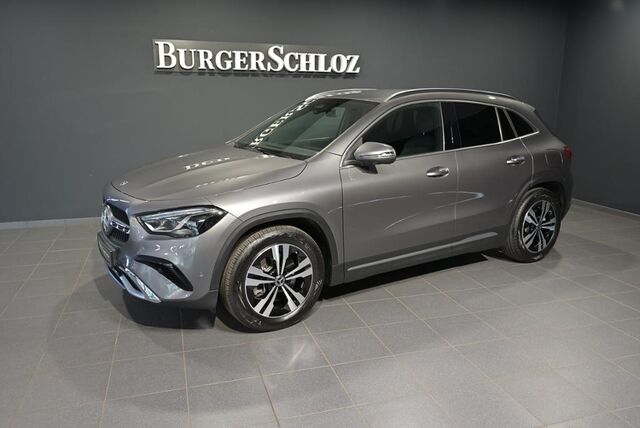 MERCEDES-BENZ GLA 220 4MATIC AHK/MULTIB./WINTER/360C 