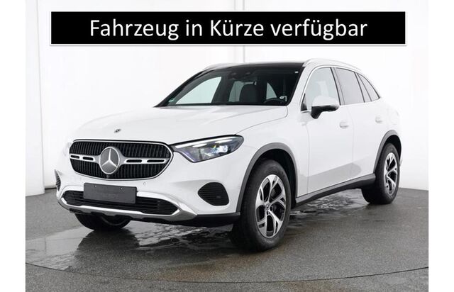 MERCEDES-BENZ GLC 300 e 4M 360 ACC AHK AUT Fernlichtass. Kam. 