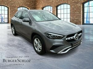 MERCEDES-BENZ GLA 180 W-Paket KAM PDC SpurH Navi AUT Virtual