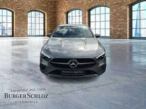 MERCEDES-BENZ A 180 progressive W-Paket Navi PDC SHZ SpurH LM