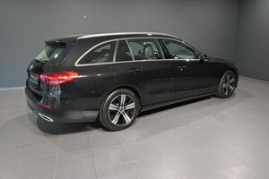 MERCEDES-BENZ C 180 T PANO/AHK/LED/KAMERA