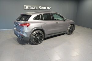 MERCEDES-BENZ GLA 250 AMG/PANO/MULTIBEAM/NIGHT/SHZ/MBUX