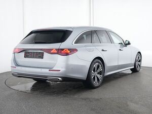 MERCEDES-BENZ E 220 d T DISTRO/LED/KAMERA/NAVI