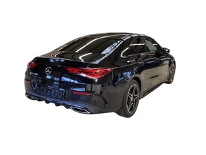 MERCEDES-BENZ CLA 200 Coupé AMG/PANO/AHK/LED