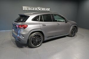 MERCEDES-BENZ GLA 35 AMG 4M PANO/AHK/MULTIB./KEYL./RFK
