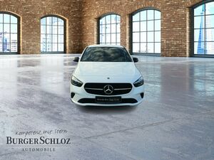 MERCEDES-BENZ B 180 d AUT Kam. KlimaA LED LM Navi PDC ParkAss
