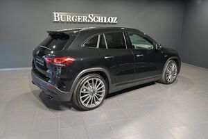 MERCEDES-BENZ AMG GLA 35 4MATIC PANO/AHK/MULTI/RFK/TW