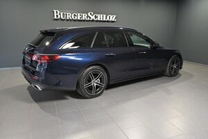 MERCEDES-BENZ E 220 d 4M T AMG/PANO/NIGHT/TOT/LED/DISTRO/RFK