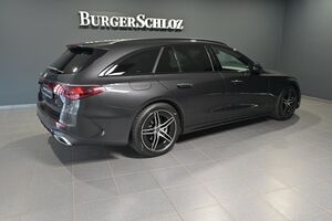 MERCEDES-BENZ E 220 d T AMG/PANO/AHK/LED/DISTRONIC