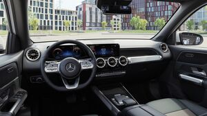 MERCEDES-BENZ EQB 300 Electric Art 4M DAB/SOUND/360°/EASYPACK