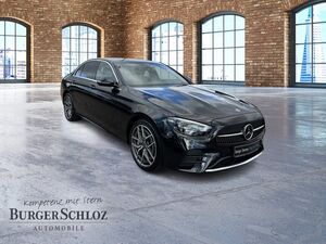 MERCEDES-BENZ E 300 de Limousine PANO/LEDER/MULTI/DAB