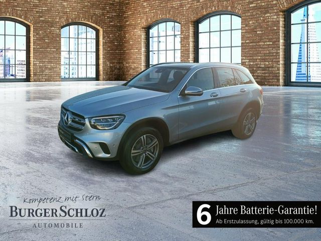 MERCEDES-BENZ GLC 300 de 4M AHK AUT Kam. KeyLess KlimaA LED LM 