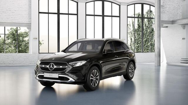 MERCEDES-BENZ GLC 220 d 4M AUT Kam. KeyLess KlimaA LM Navi PDC 