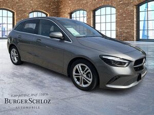 MERCEDES-BENZ B 180 KAMERA/AHK/NAVI/MULTIBEAM