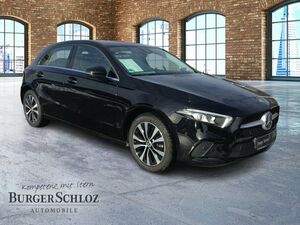 MERCEDES-BENZ A 250 e  AUT Kam. KlimaA LED LM Navi PDC ParkAss