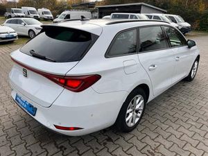 SEAT Leon Sportstourer Style 1.5 TGI DSG ACC LED Sitzheizung...