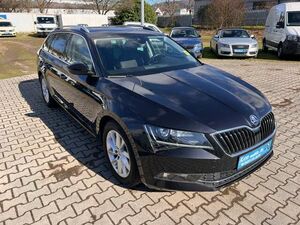 SKODA Superb Combi Style 2.0 TDI DSG Panoramadach Navi Columbus...