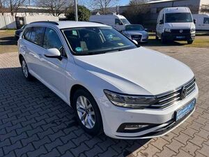 VW Passat Variant Business 2.0 TDI Navi LED ACC Kamera Massage Sport...