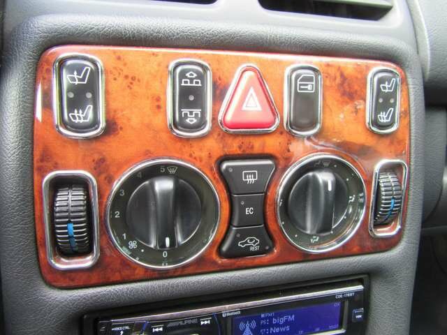 MERCEDES-BENZ CLK 320 Cabrio Elegance Leder 17 AMG Windschott Leder...