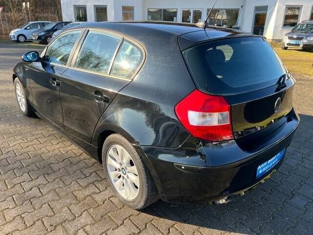 BMW 118 i Advantage Klimaautomatik abnembare AHK ......