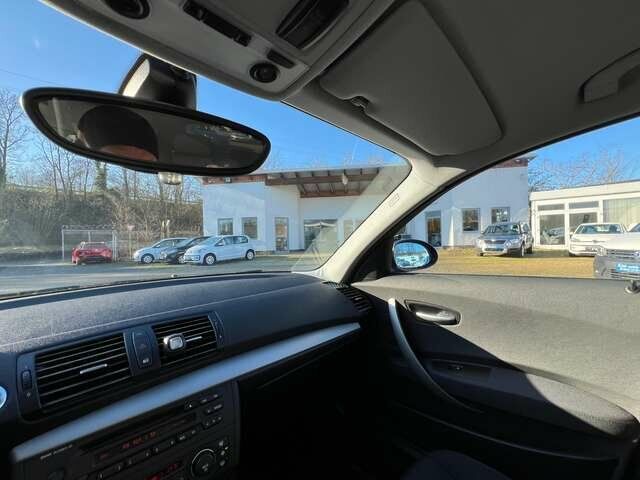 BMW 118 i Advantage Klimaautomatik abnembare AHK ......