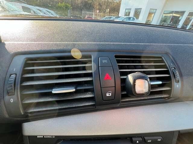 BMW 118 i Advantage Klimaautomatik abnembare AHK ......