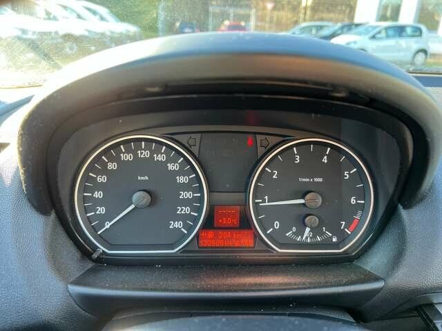 BMW 118 i Advantage Klimaautomatik abnembare AHK ......