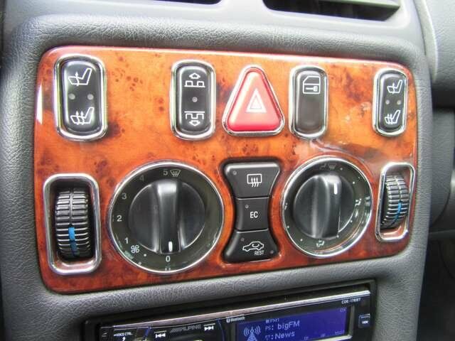 MERCEDES-BENZ CLK 320 Cabrio Elegance Leder 17 AMG Leder Bose ......